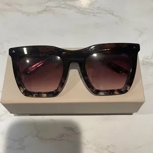 DEZI FallBack Sunglasses SLICK– DEZI main image 2